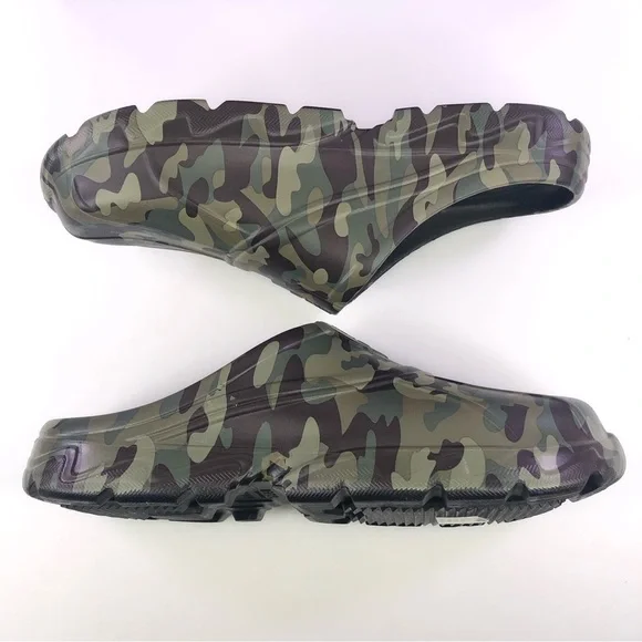 BASS Outdoor Camo Field Slides Clogs Shoes size 12 - Picture 2 of 12